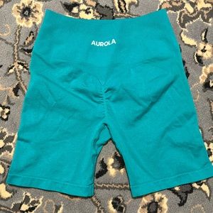 Women’s small aurola butt scrunch biker shorts